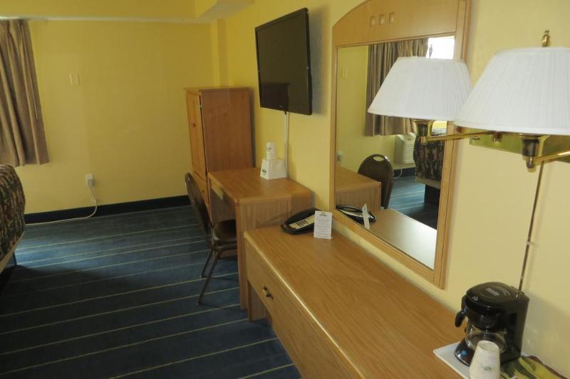 Days Inn By Wyndham Alexandria Mn Eksteriør bilde