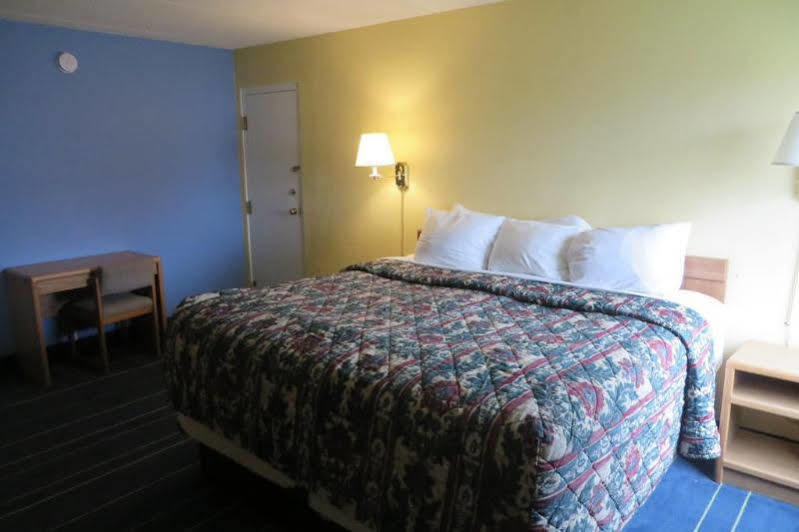 Days Inn By Wyndham Alexandria Mn Eksteriør bilde